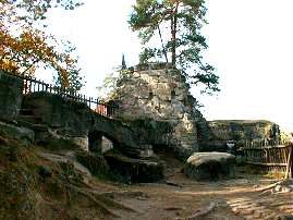 Pohled do starého jádra hradu.